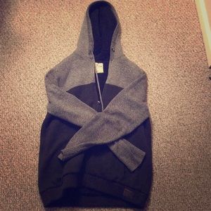 Holister XXL Gray and Black SUPER SOFT Hoodie